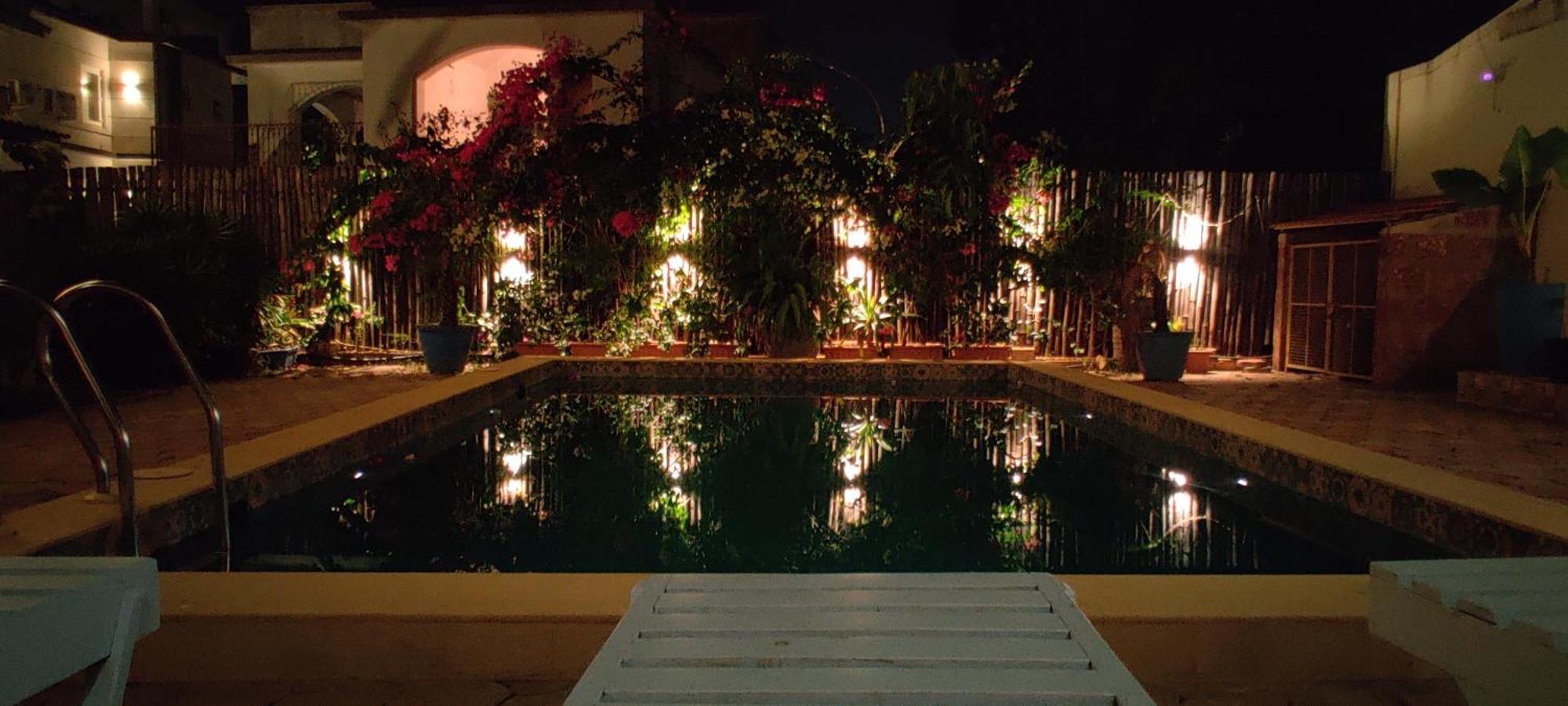 Passions De Goa Hotel Anjuna Bagian luar foto