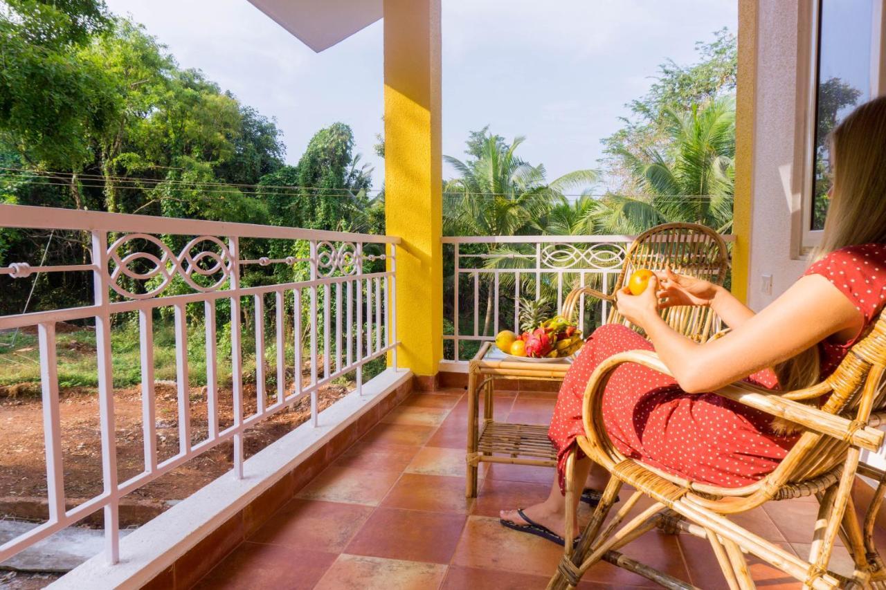 Passions De Goa Hotel Anjuna Bagian luar foto