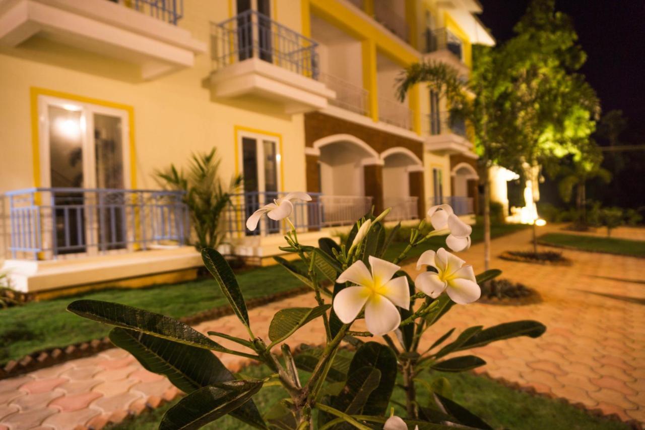 Passions De Goa Hotel Anjuna Bagian luar foto